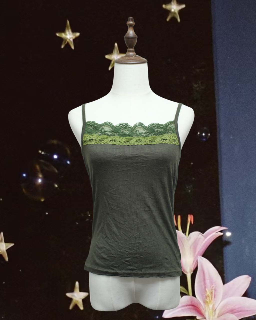 Dark Green Dual‑Layer Lace Neck Wear