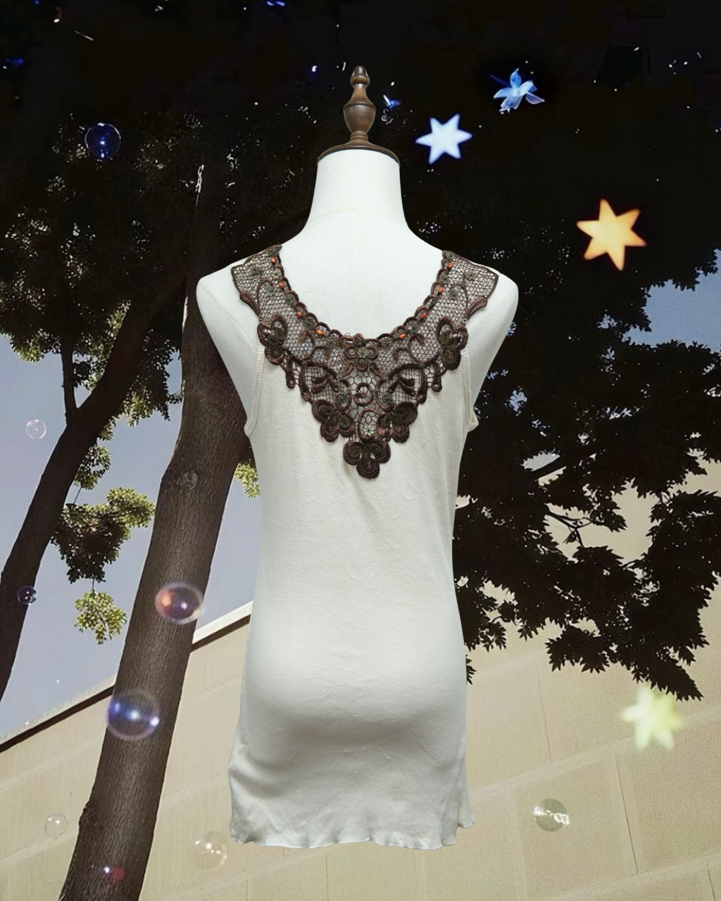 Off-white Sleeveless Tank Top with Heavy Embroidery Lace Back