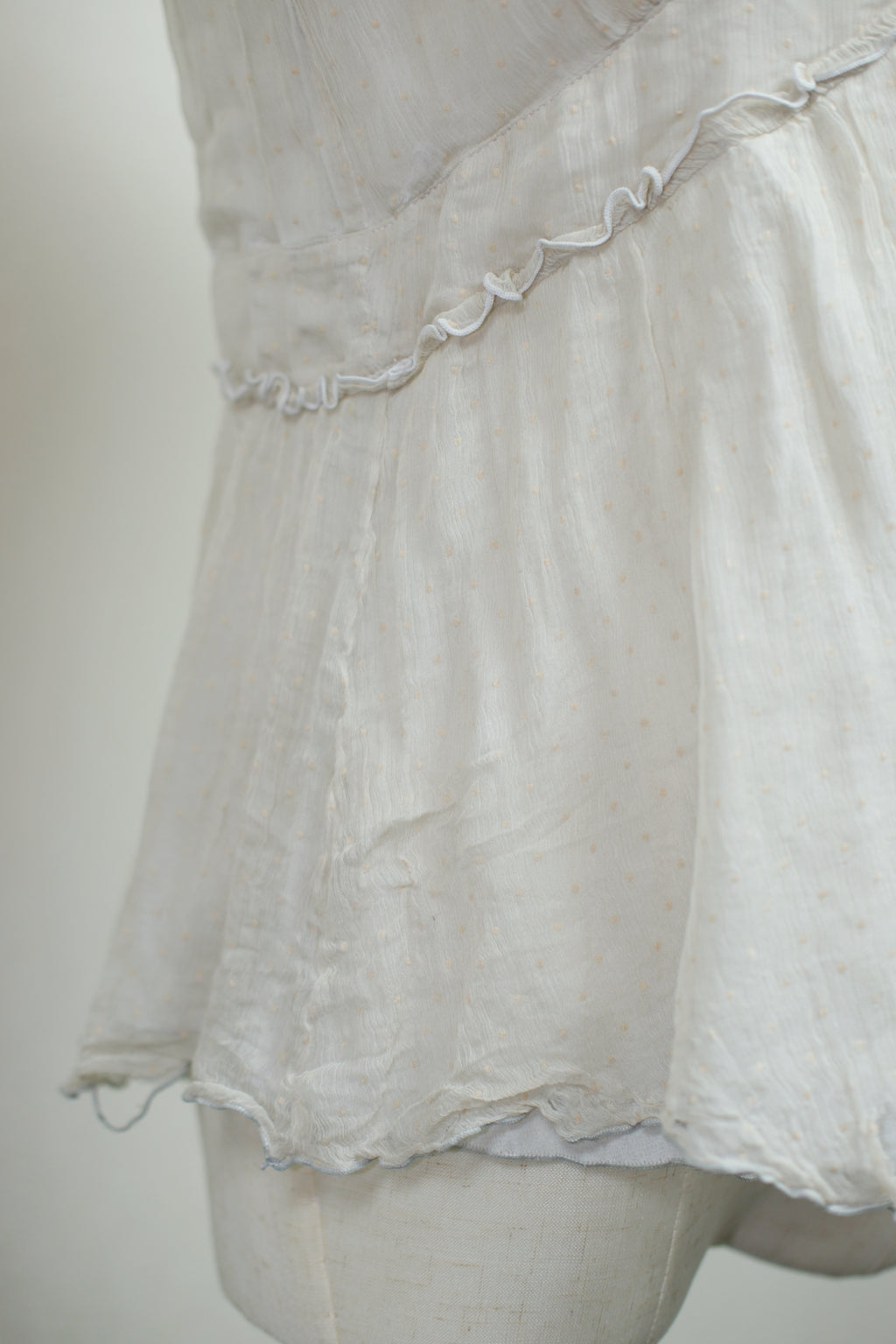 Off-White Dotted Mesh 3D Floral Embroidery Lace