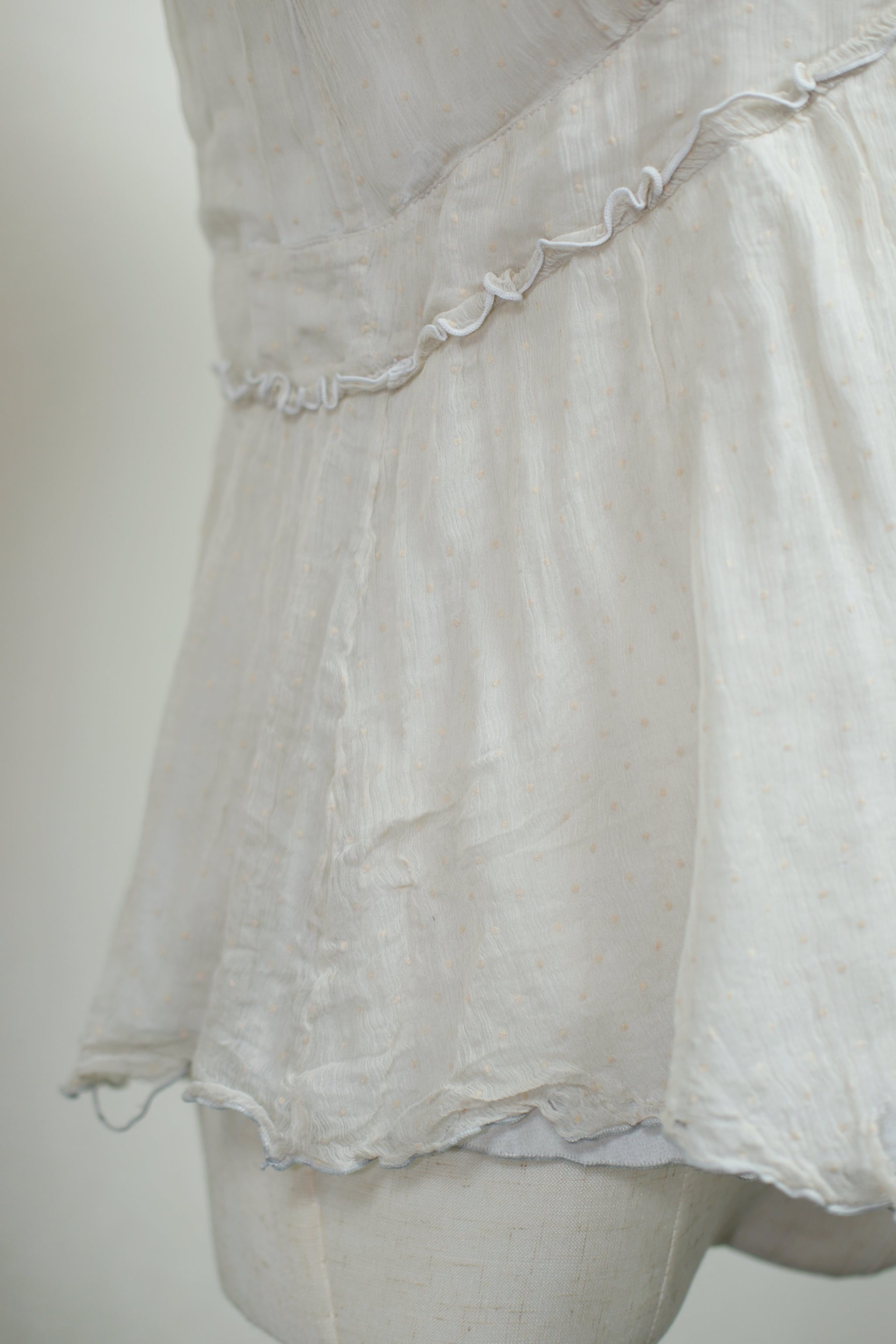 Off-White Dotted Mesh 3D Floral Embroidery Lace