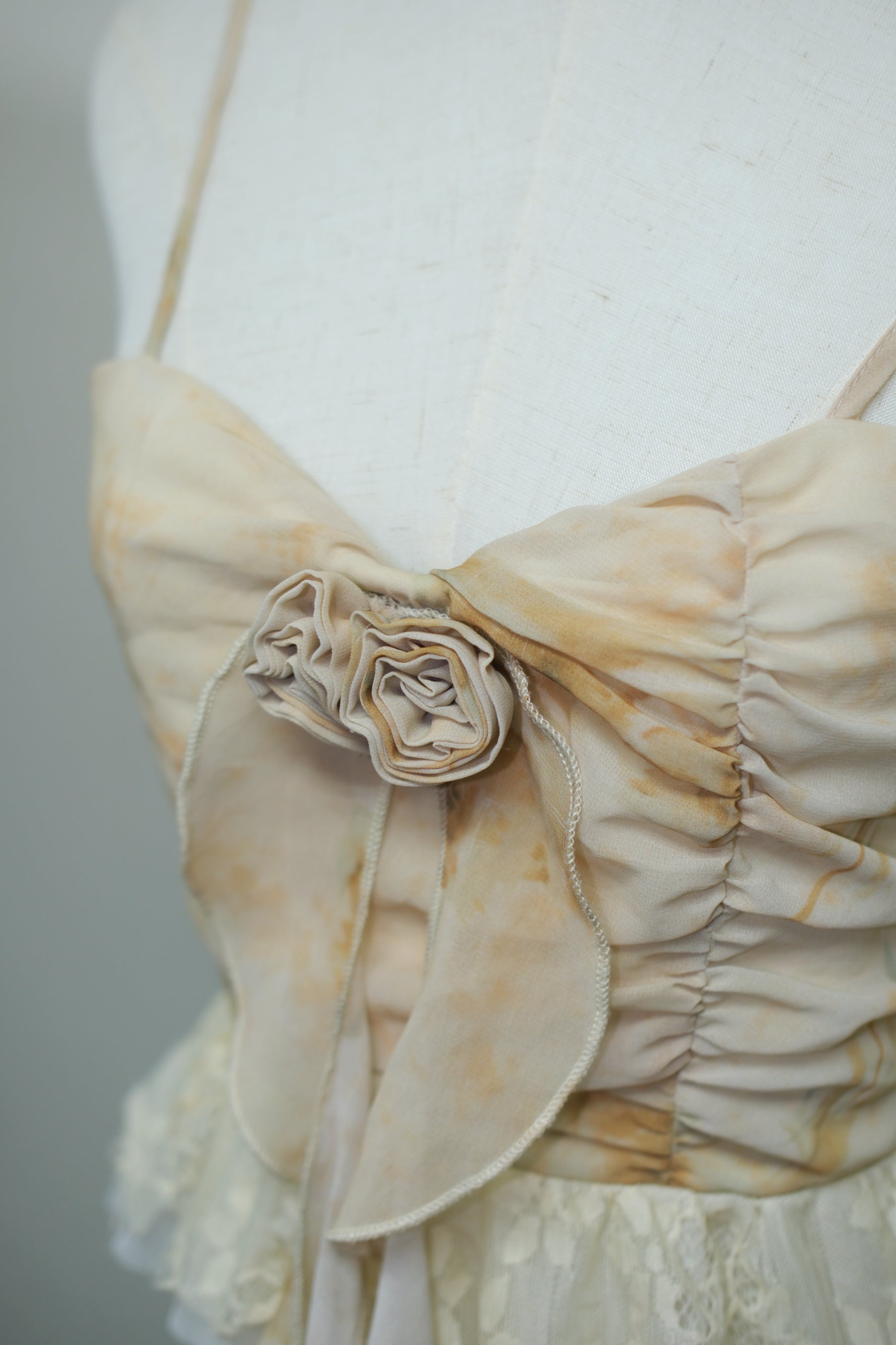Watercolor Dye Fabric Flower Tie Lace Ruffle