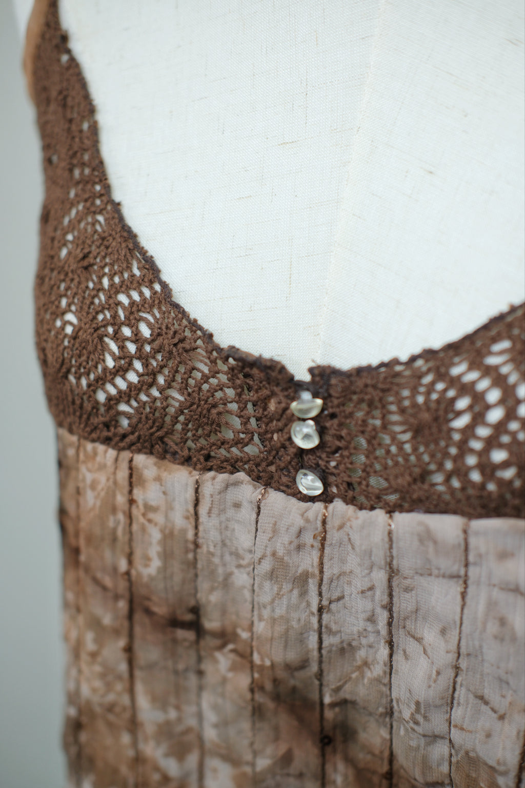 Brown Tie-Dye Crochet Lace V-Neck Asymmetric Hem Cami
