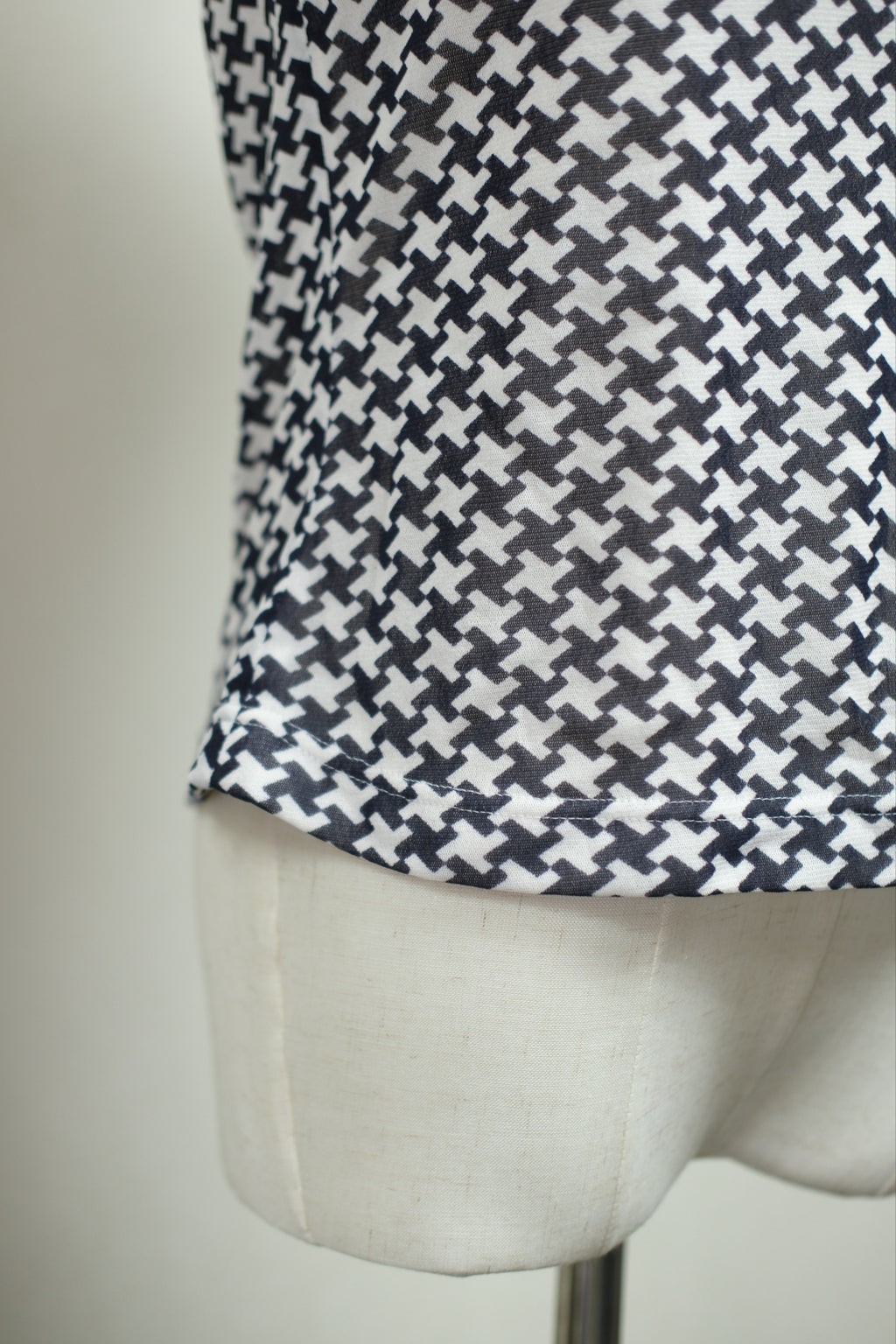 Black White Houndstooth Lace Trim Straight Neck Slim Cami