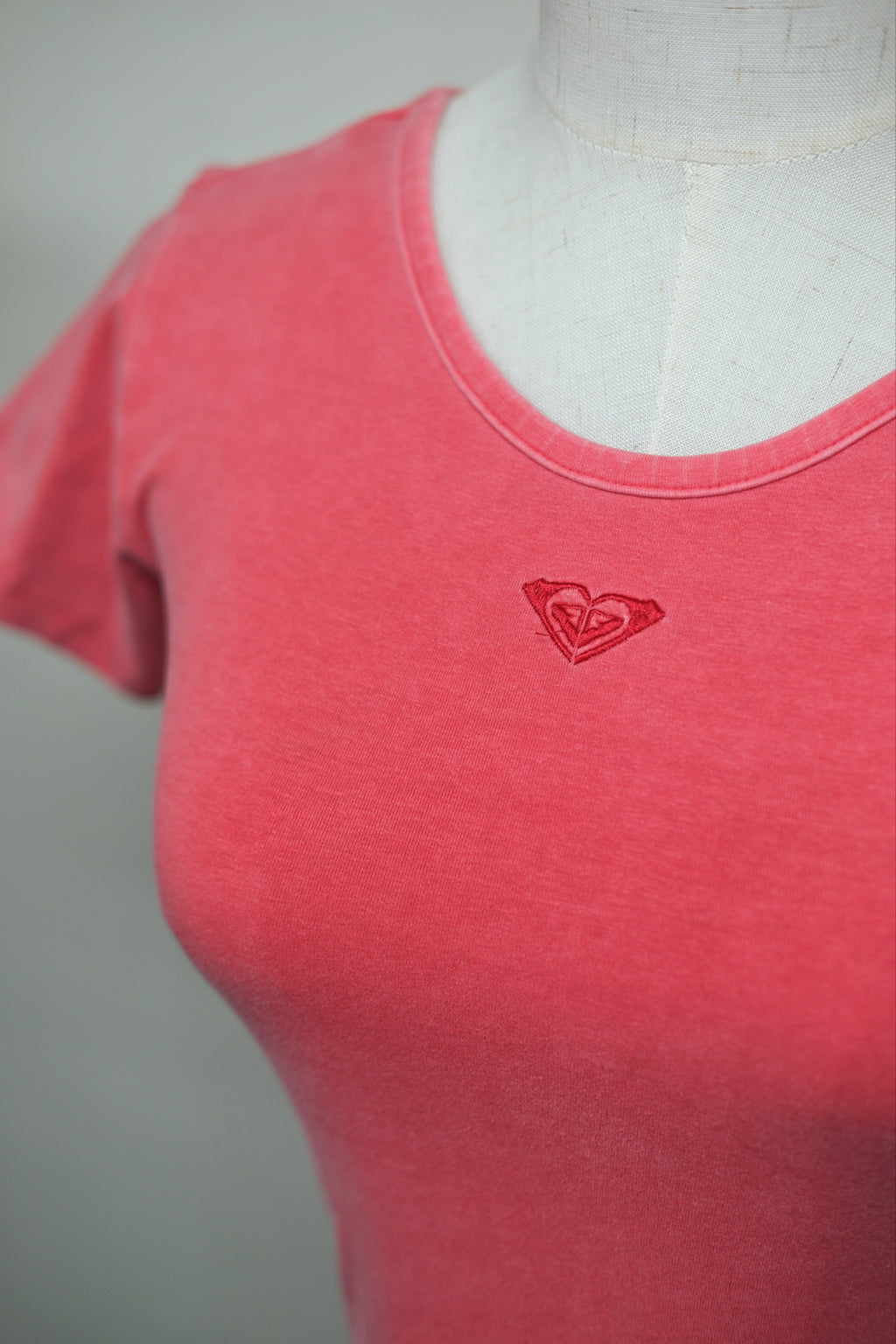 Washed Red Heart Embroidery Slim Short Sleeve Dress