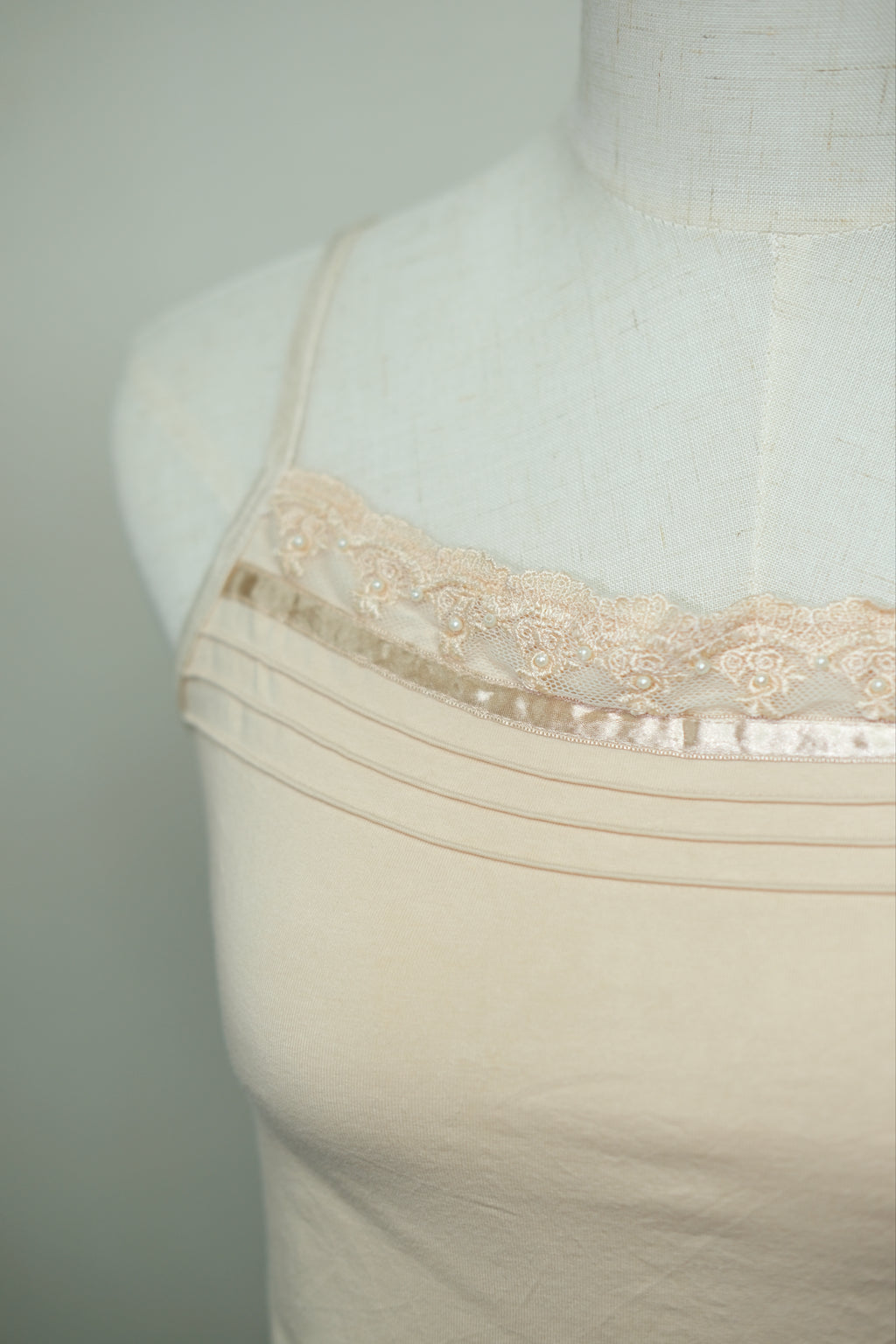 Pale Apricot Pleated Lace Trim Wear