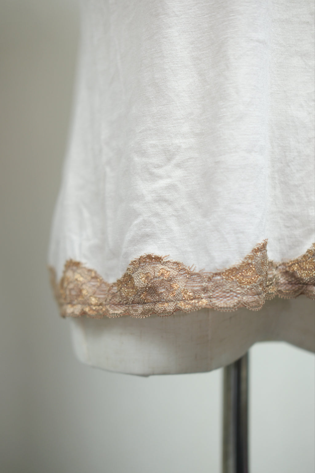 Cream Gold‑Silver Embroidered Motif Wear
