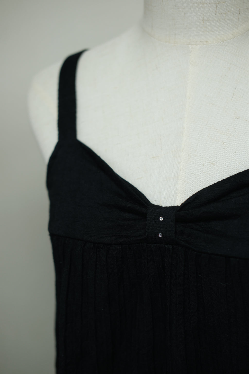 Black Rhinestone Pleated Strap Wear