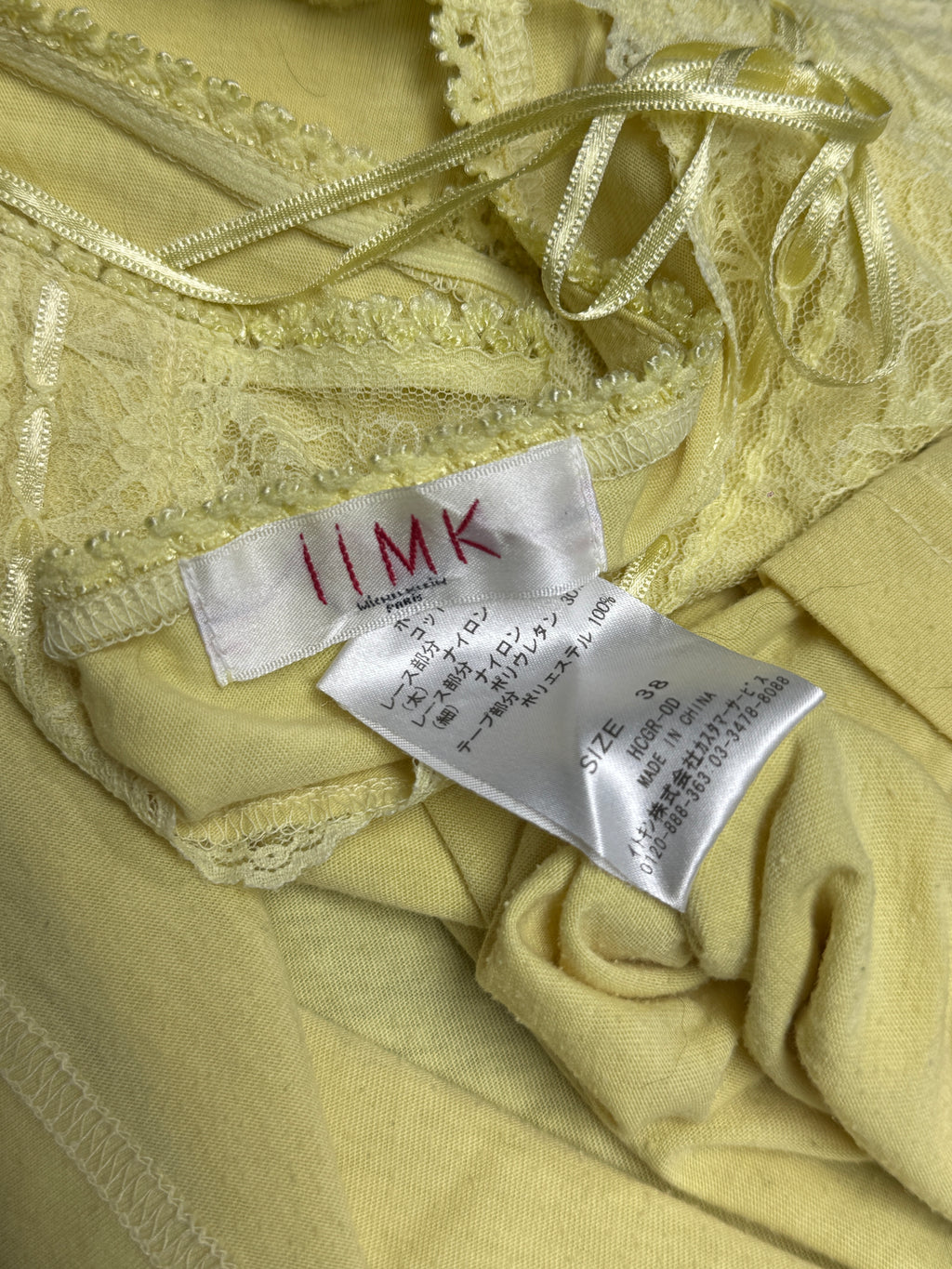 Pale Yellow Bust‑Gather Lace Ribbon Wear