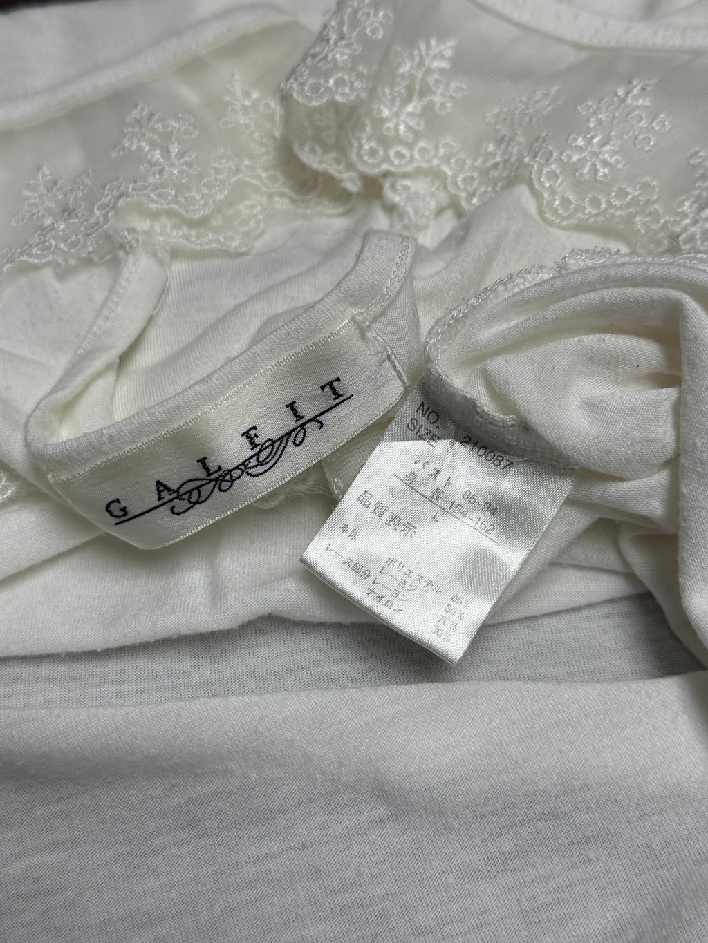 White Mesh Lace Dual‑Trim Wear