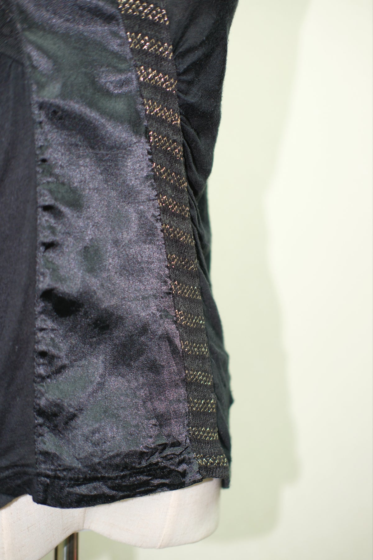 Black Mixed-Material Square-Neck Sleeveless Wear