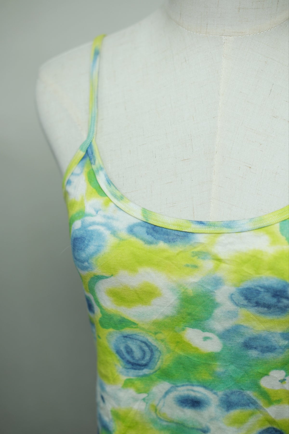 Green Blue Swirl Tie-dye Round Neck Double Strap Wear