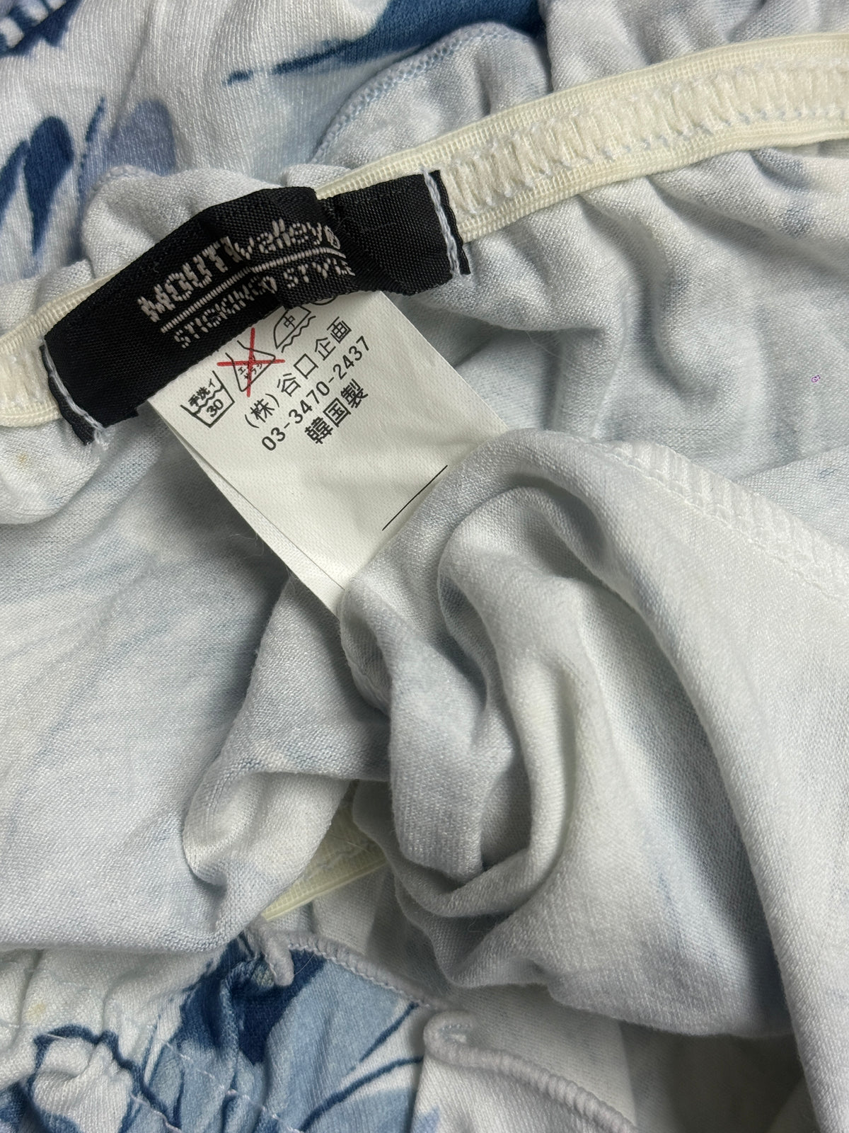 White Base Blue Floral V-Neck Ruching Ruffle Wear