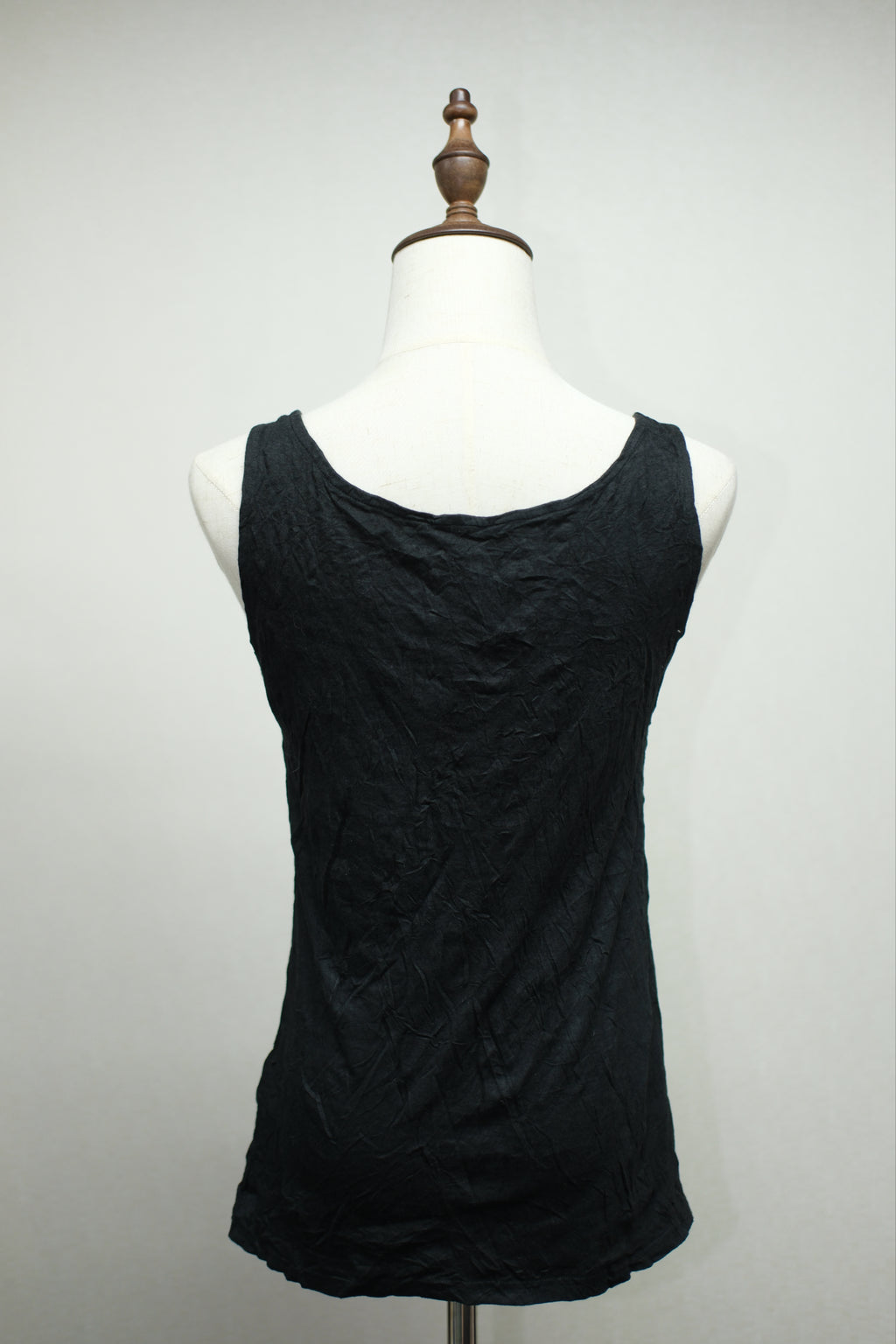 Black Heollow Embroidered Sleeveless Tank Top