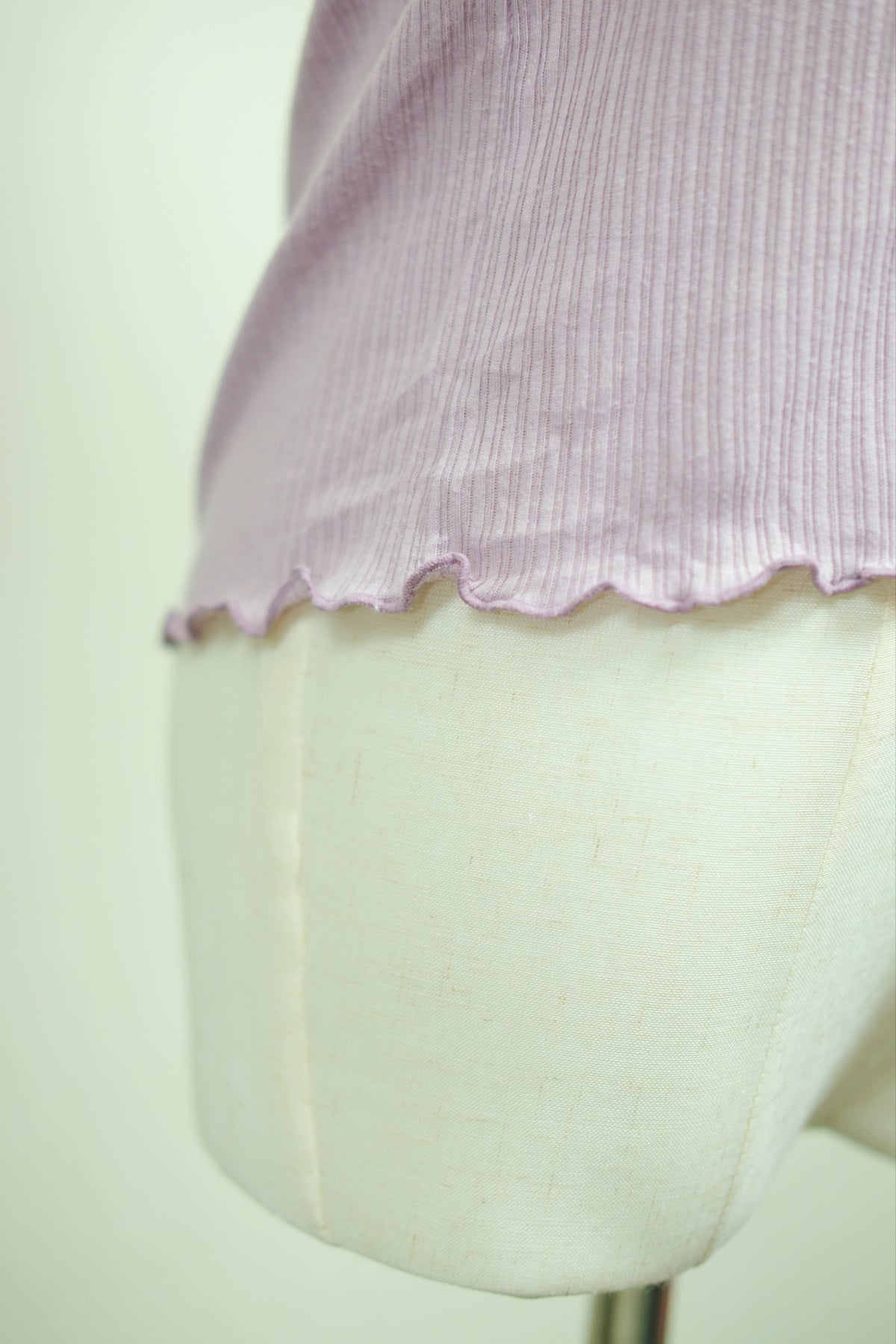 Lavender U-Neck Lace Strap Rib Knit Tank