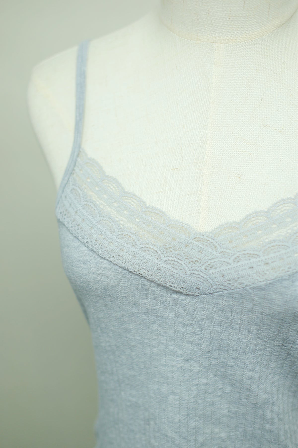Heather Grey Scalloped Lace Waffle Slim Tank