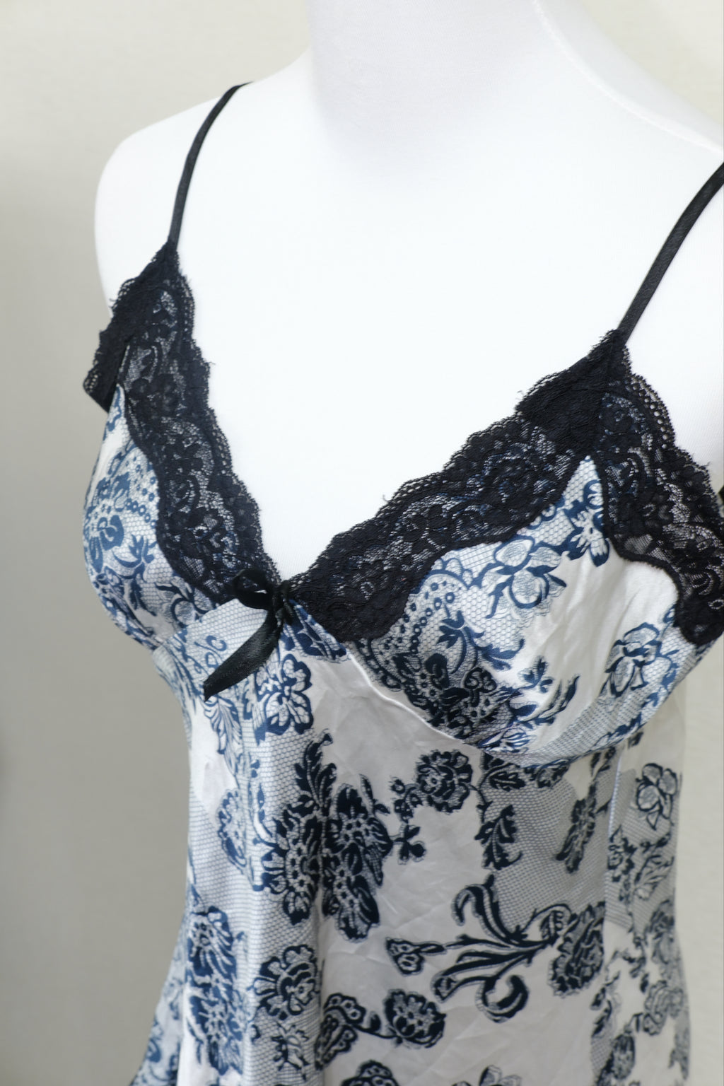 Blue & White Porcelain Print Satin Lace Cami Top