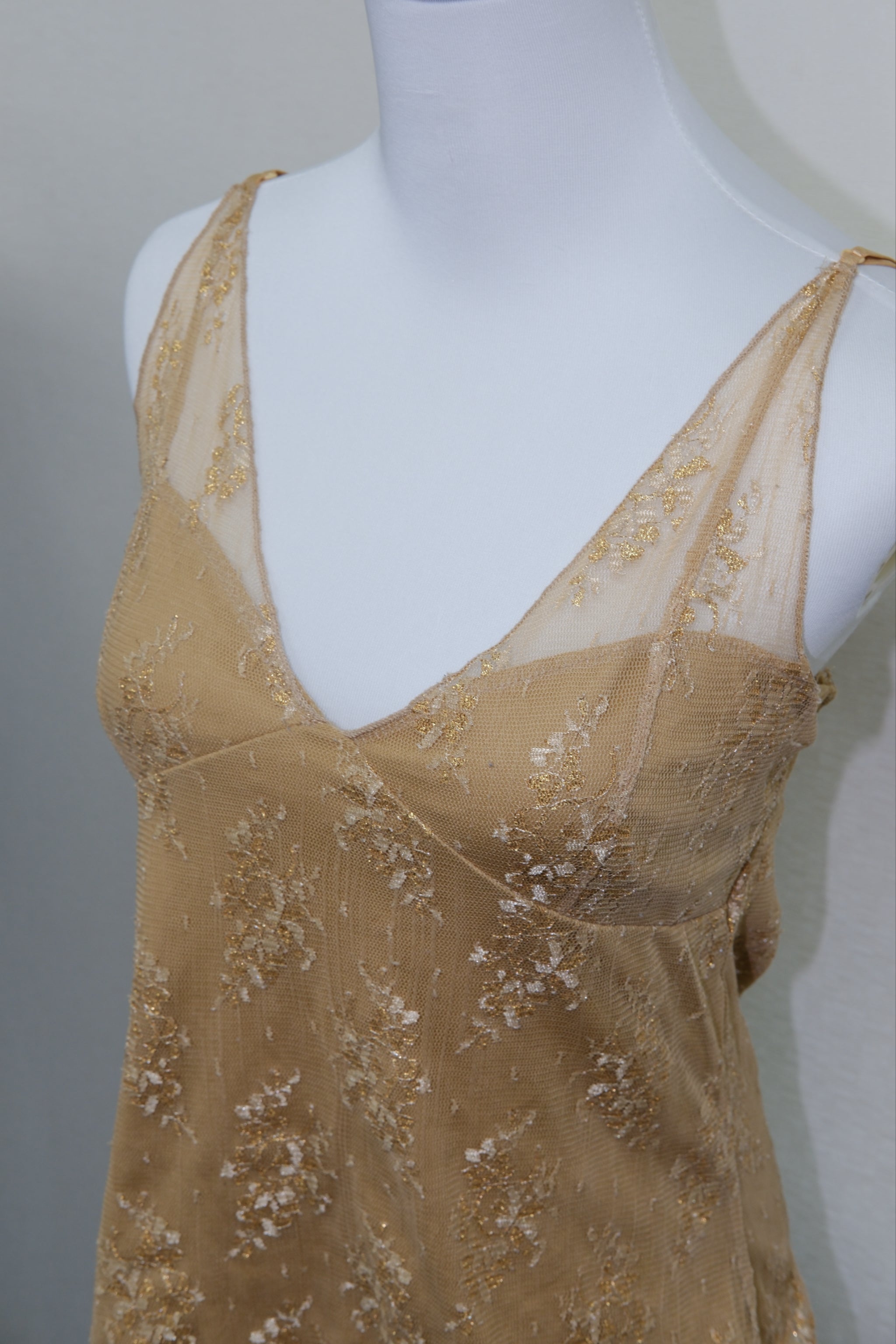 Lace Trimmed Floral Embroidered Mesh Cami Top
