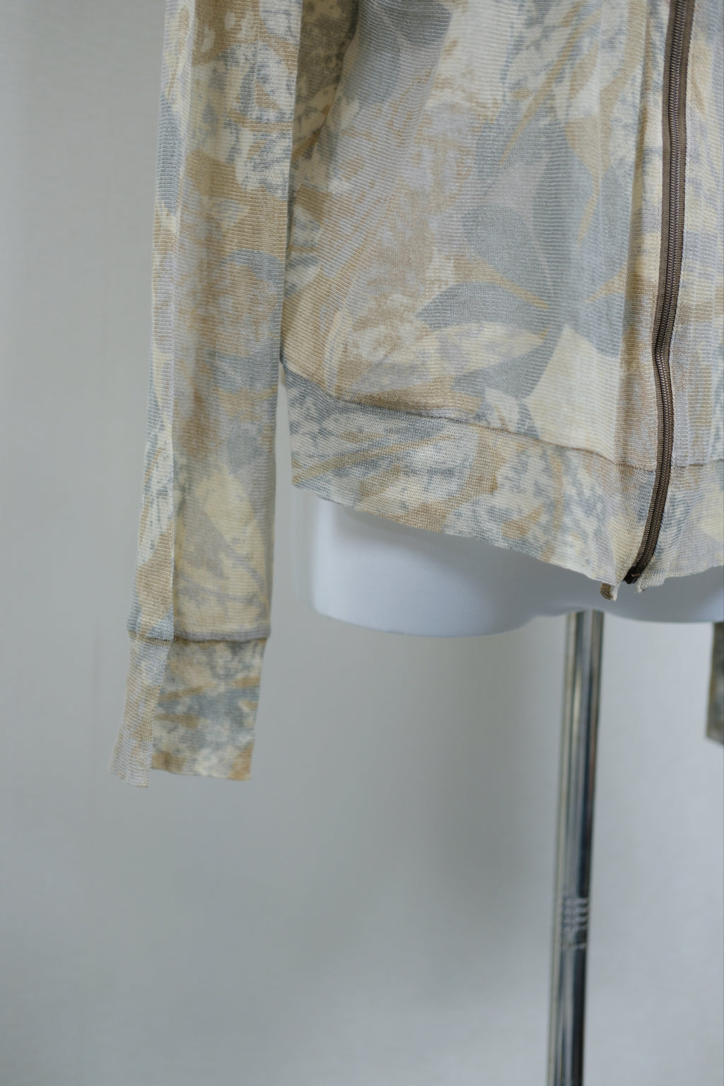 Beige Floral Print Ruffle Mesh Hooded Jacket