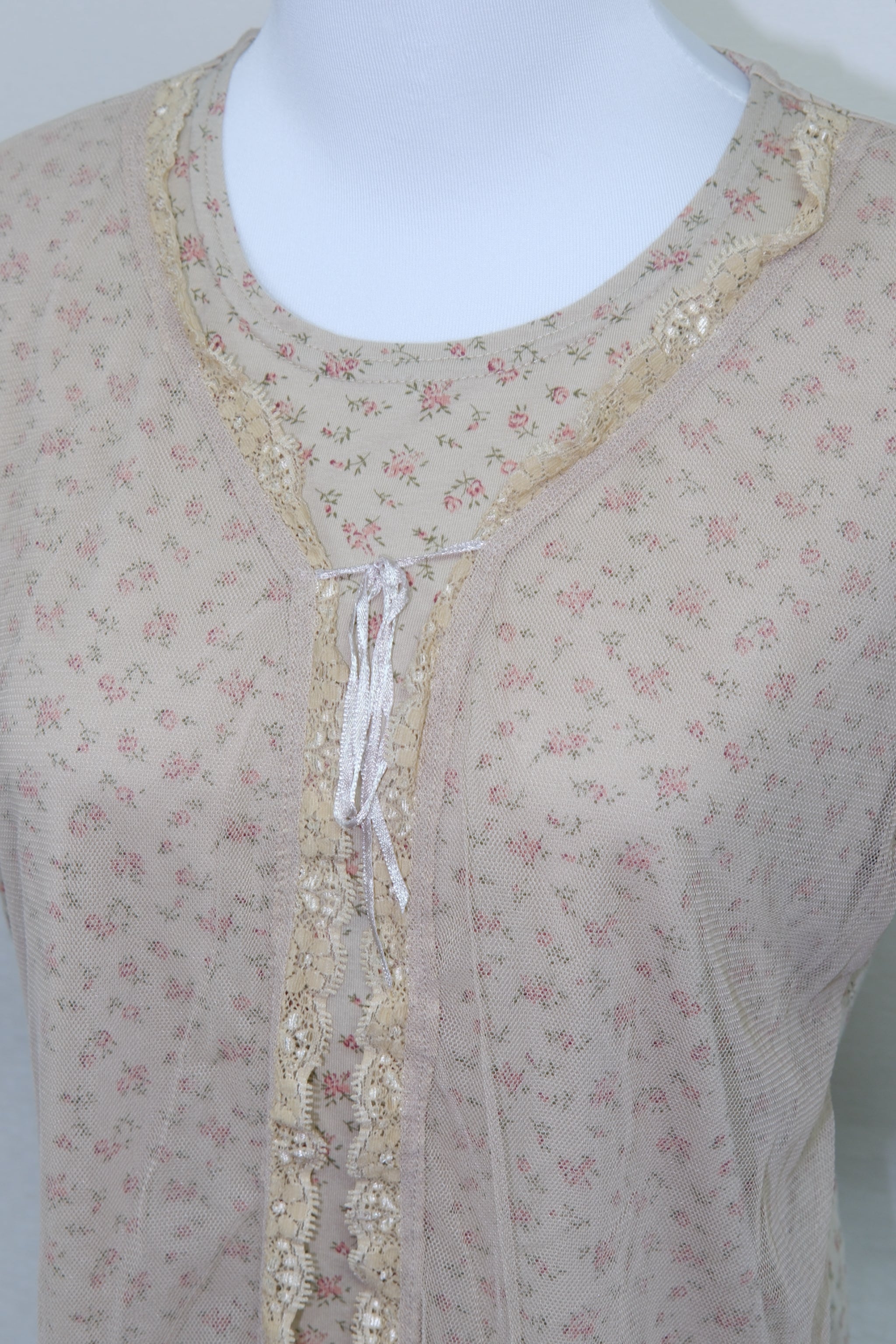 Beige Floral Mesh Lace Trim Top