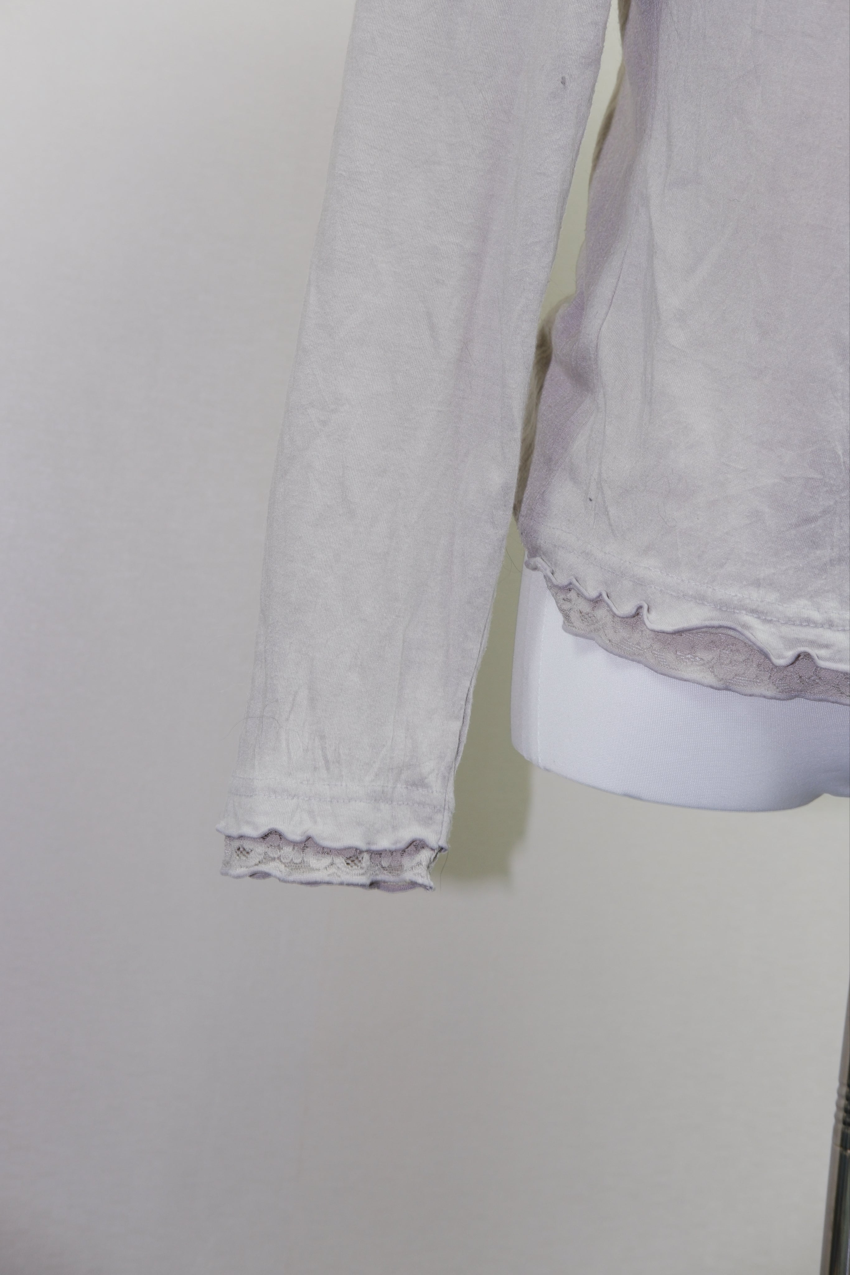 Light Gray Lace Trim Long Sleeve Top