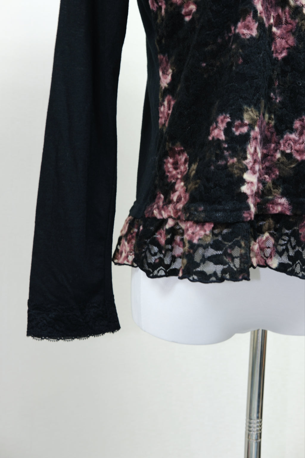 Black Rose Print Lace Peplum Blouse