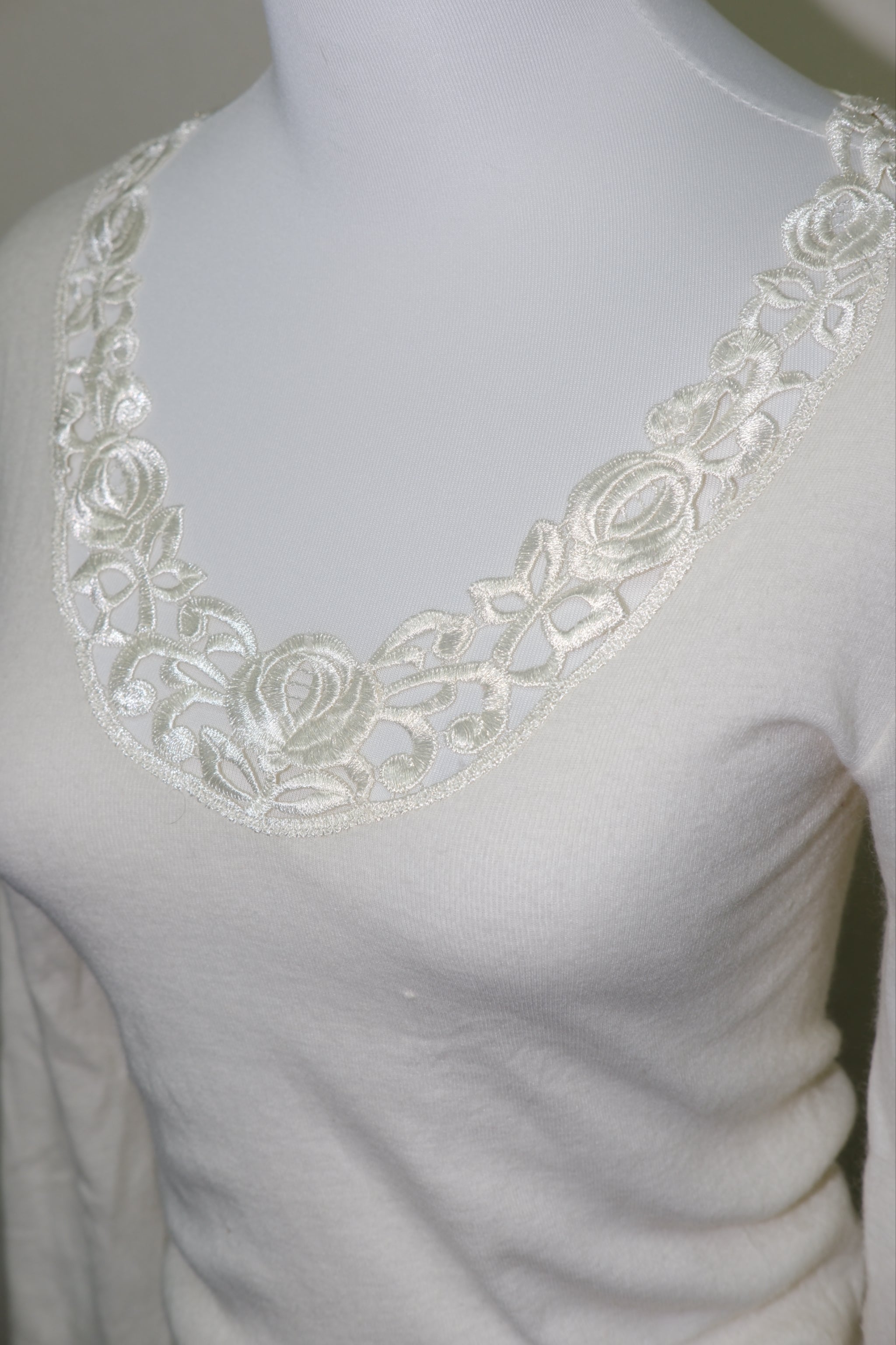 Cream Floral Lace Neckline Long Sleeve Top