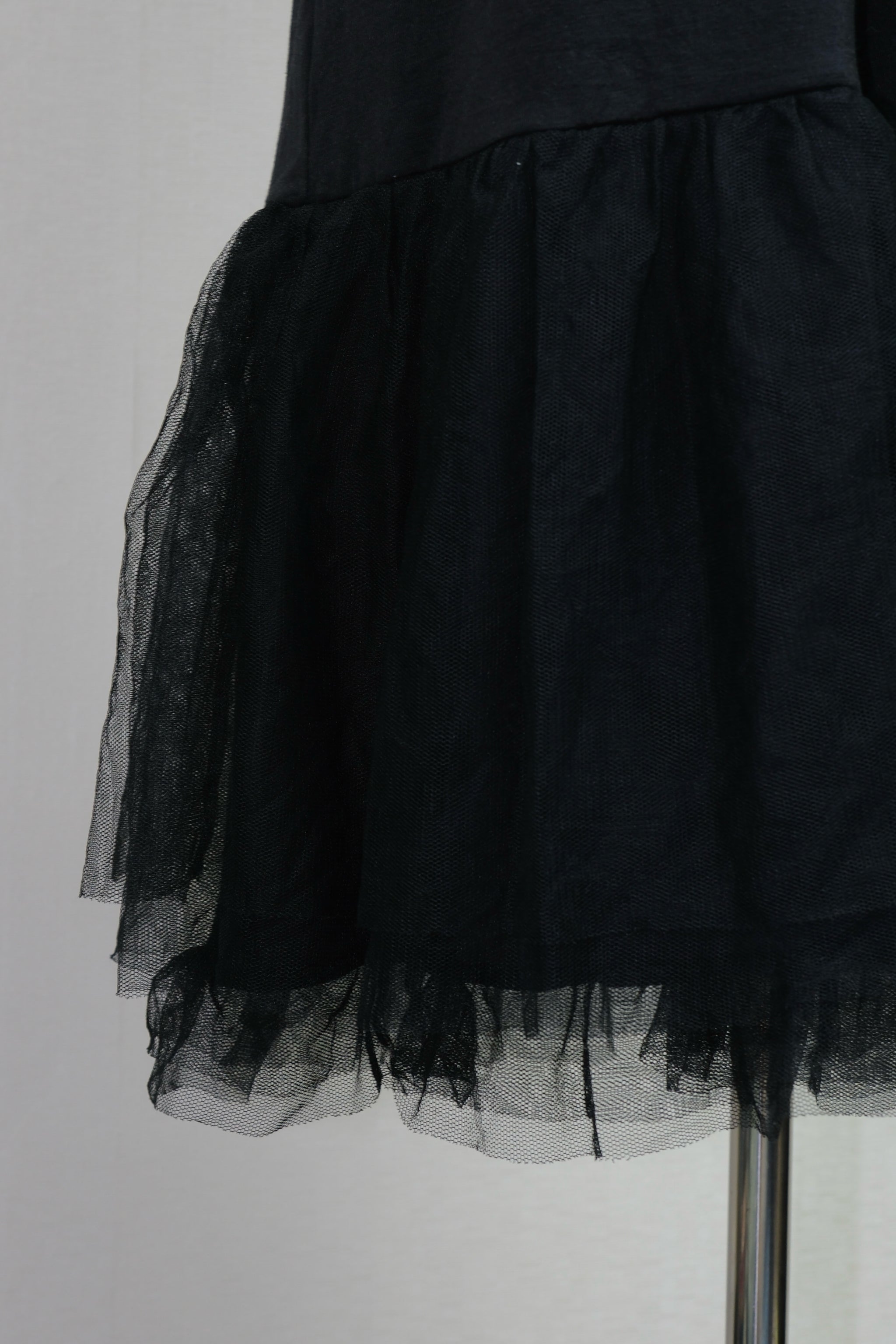 Black Sleeveless Tulle Hem Mini Dress