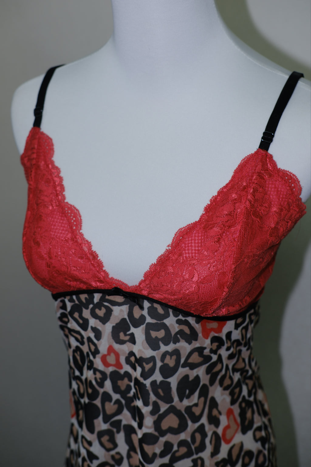 Red Leopard Print V-Neck Lace Camisole