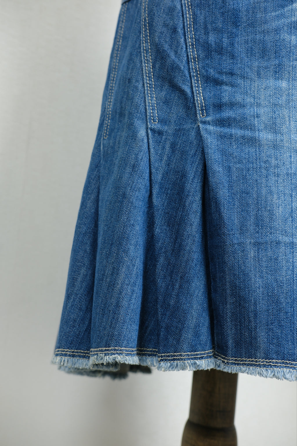 Medium Wash Denim A-Line Skirt with Frayed Edges