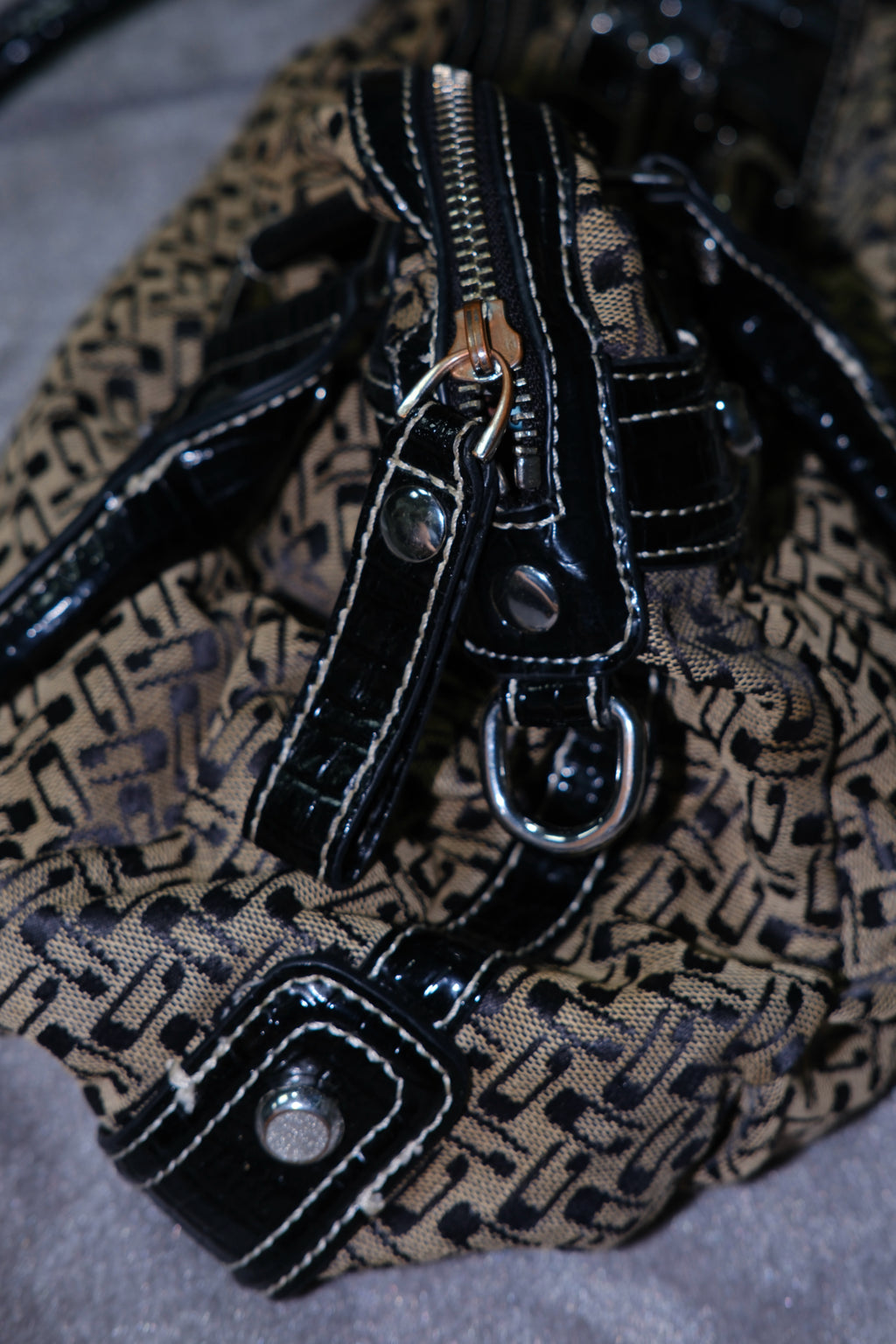 GUESS Beige & Black Monogram Jacquard Shoulder Bag