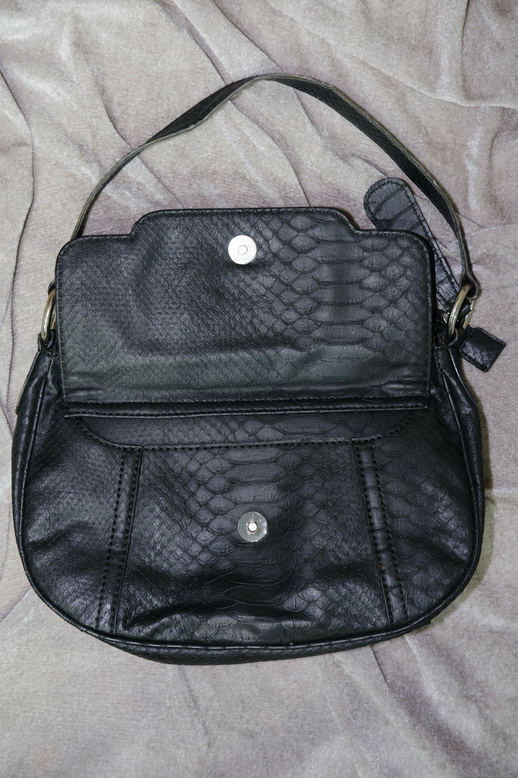 GUESS Black Faux Snake Skin Silver Buckle Purse