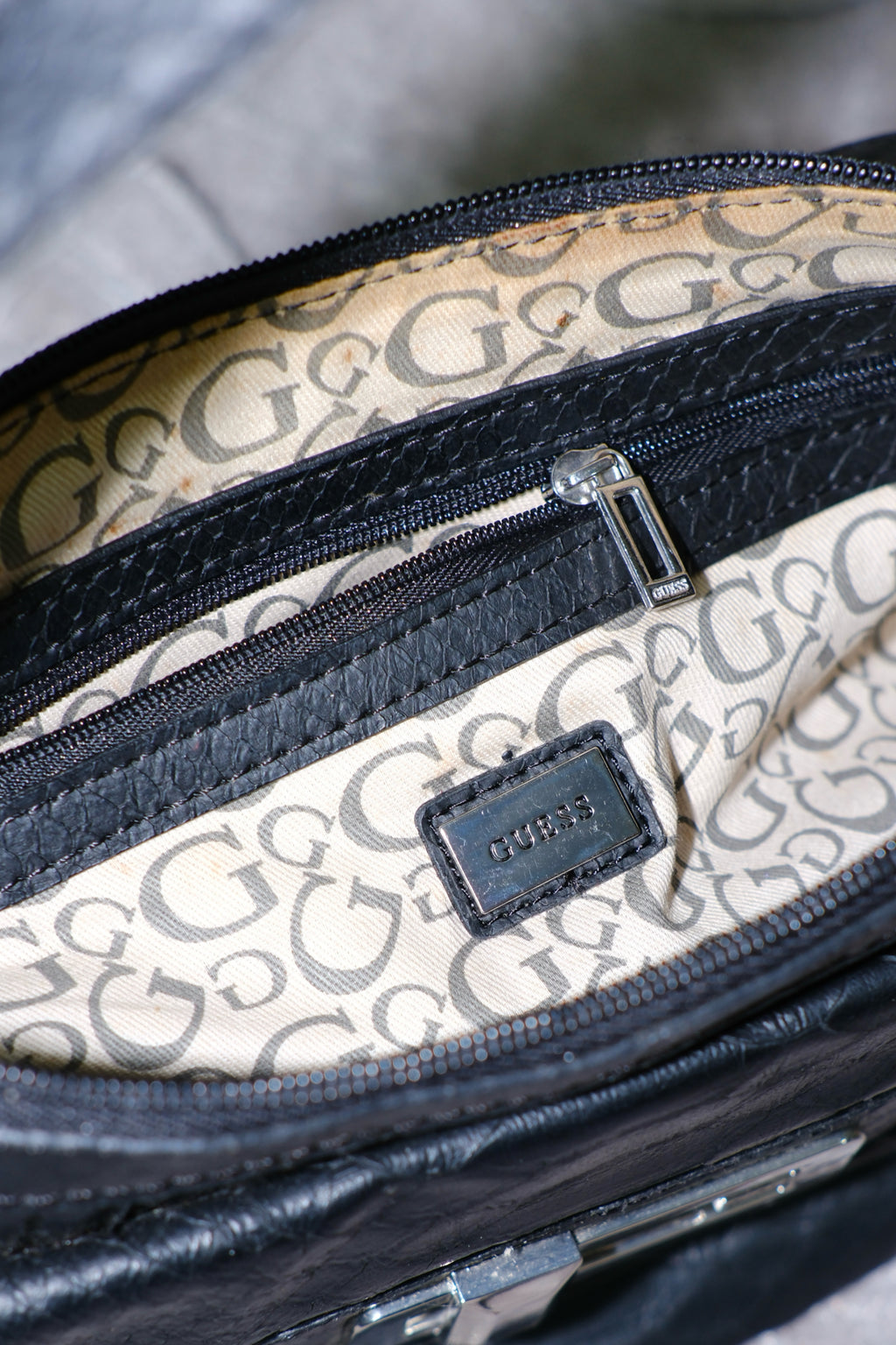 GUESS Black Faux Snake Skin Silver Buckle Purse