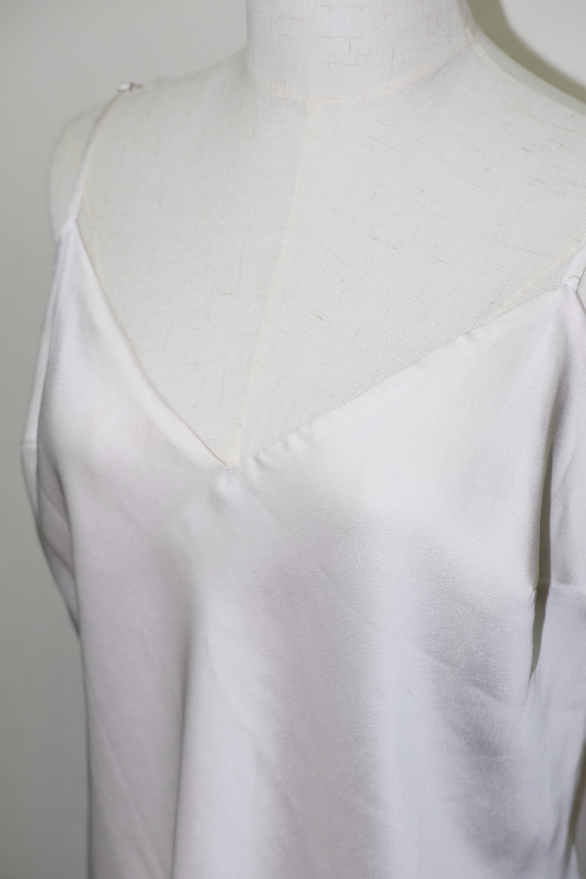 GUESS Moonlight White Soft Sheen Satin V-Neck Camisole