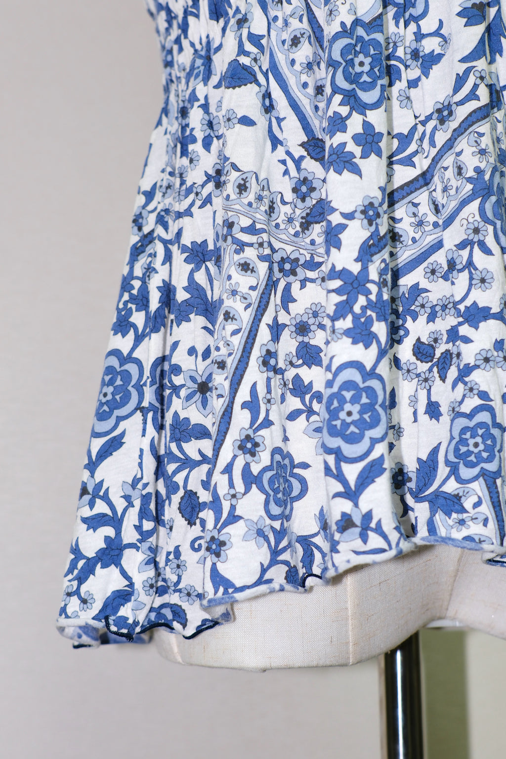 Porcelain Print Off-Shoulder Waisted Top