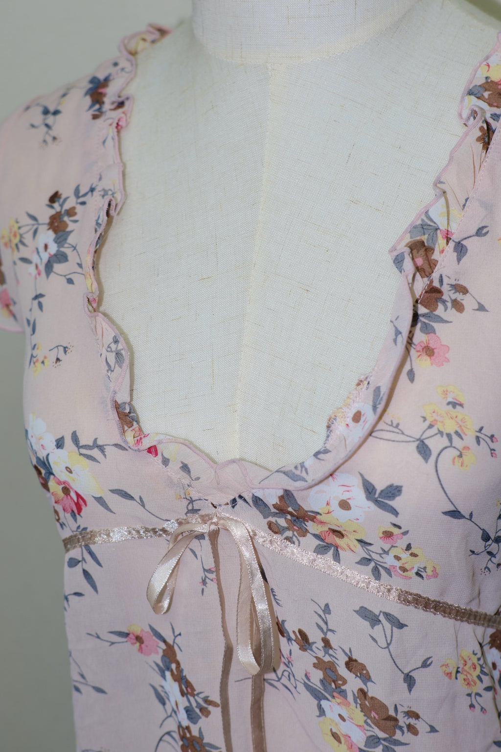 Blush Floral Ruffled V-Neck Tie-Front Chiffon Top