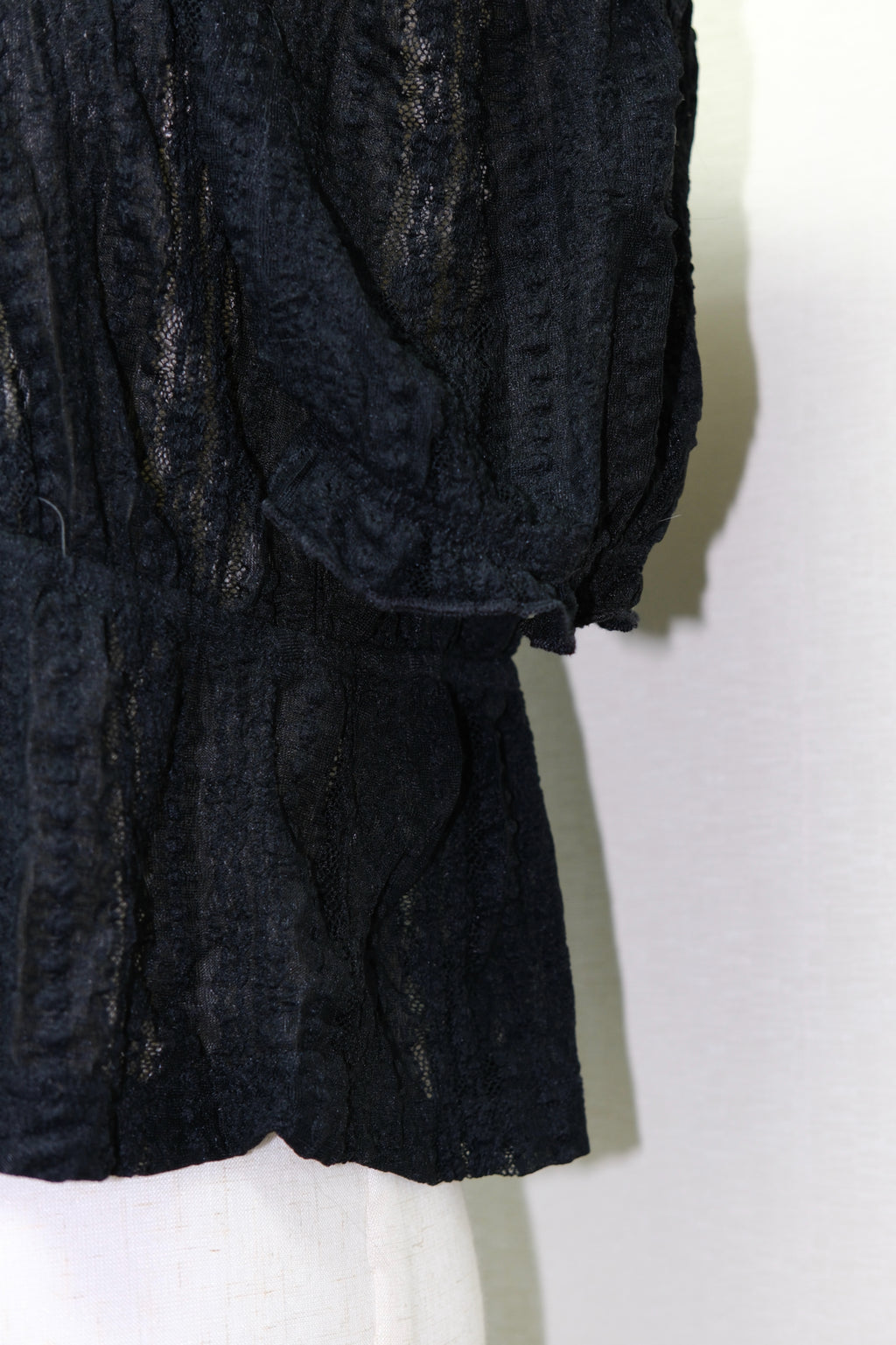 Black Textured Openwork Tie-Front Cropped Cardigan